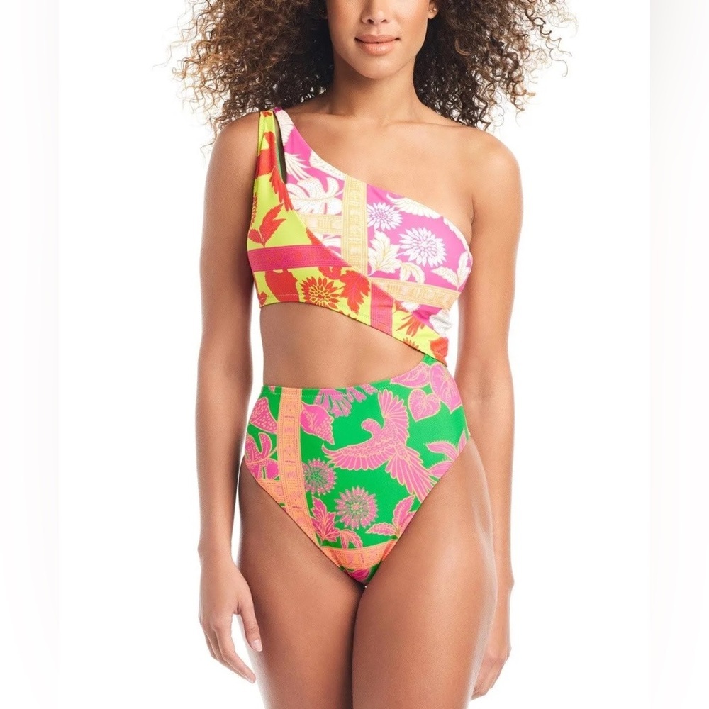 Bar lll One-Shoulder Cut-Out One-Piece Swimsuit Size Large